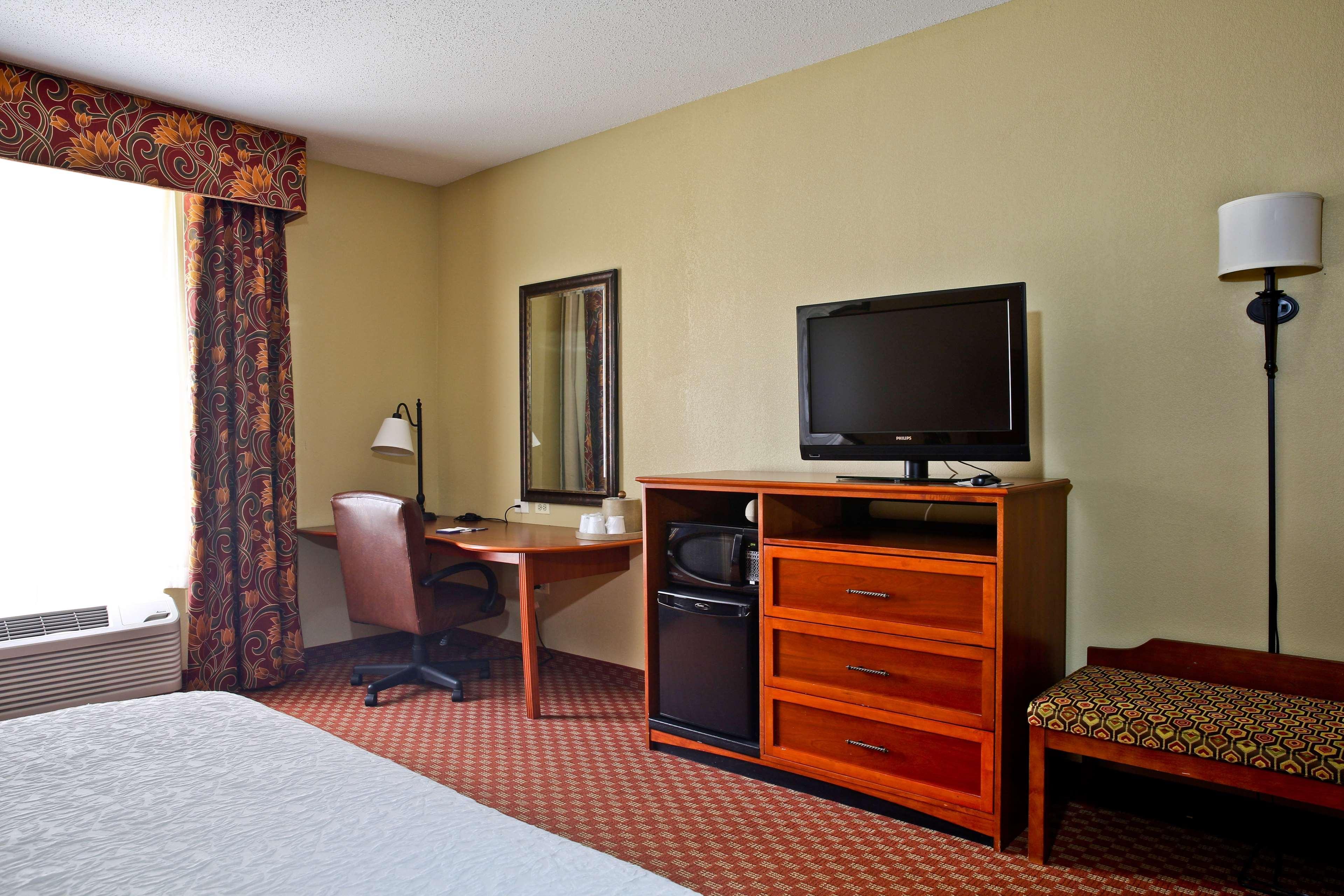 Hampton Inn Mchenry Kültér fotó